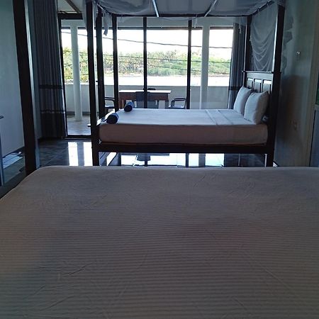 디크웰라 Sea Port Hiriketiya B&B 외부 사진