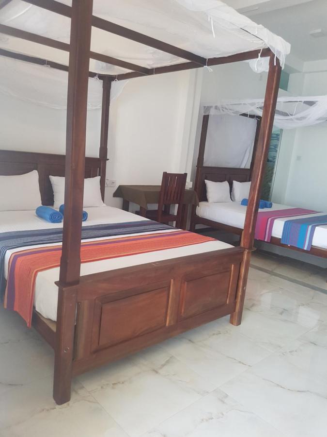 디크웰라 Sea Port Hiriketiya B&B 외부 사진