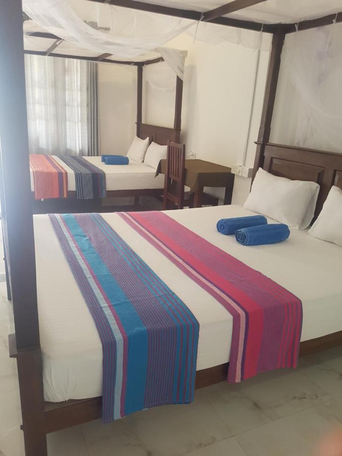 디크웰라 Sea Port Hiriketiya B&B 외부 사진