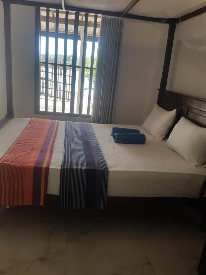디크웰라 Sea Port Hiriketiya B&B 외부 사진