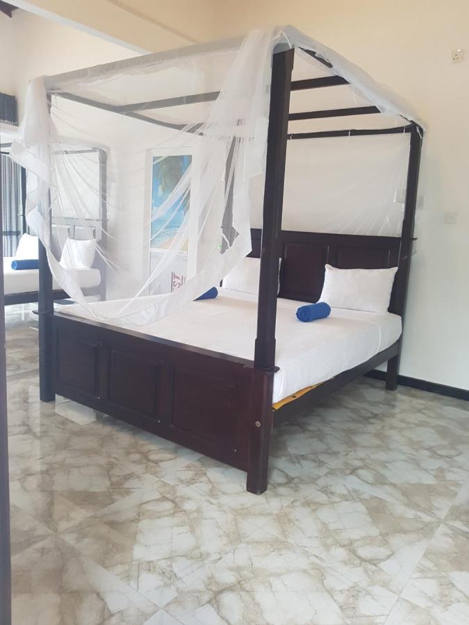 디크웰라 Sea Port Hiriketiya B&B 외부 사진