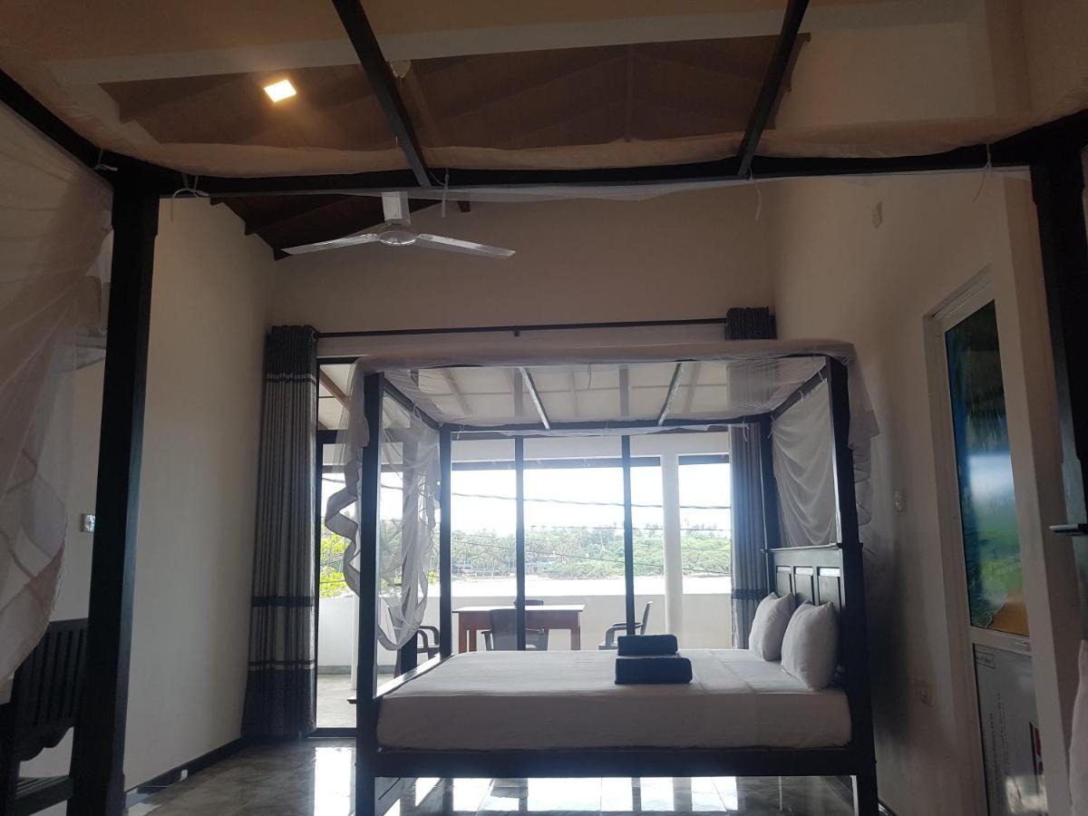 디크웰라 Sea Port Hiriketiya B&B 외부 사진