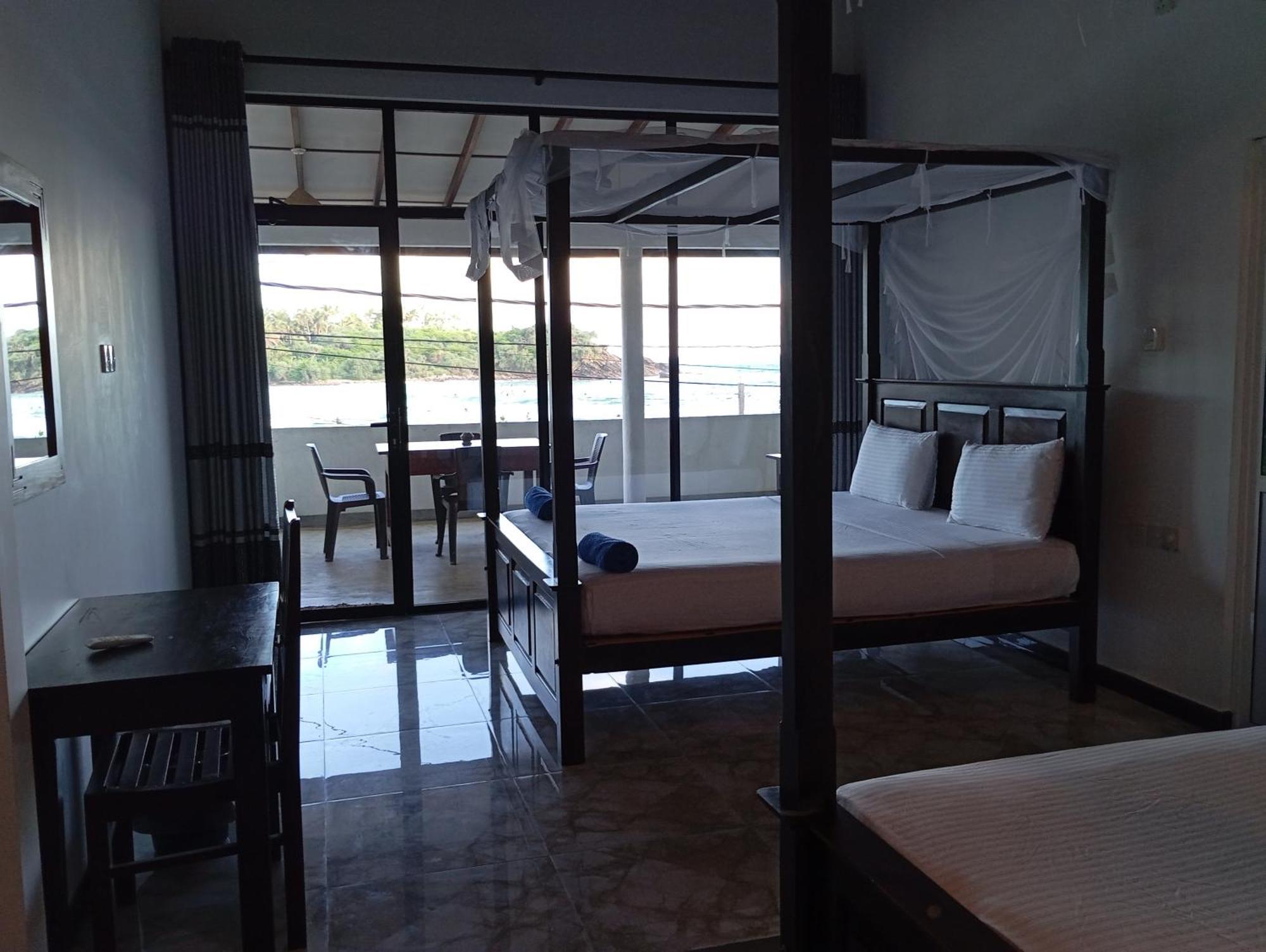 디크웰라 Sea Port Hiriketiya B&B 외부 사진